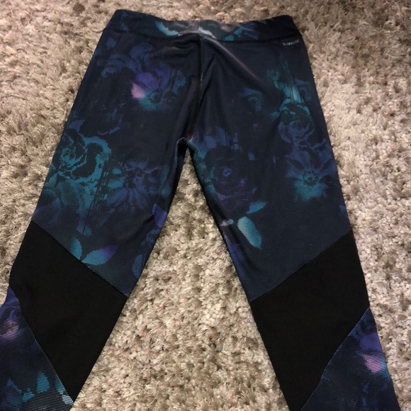Legging - Picture 2 of 3